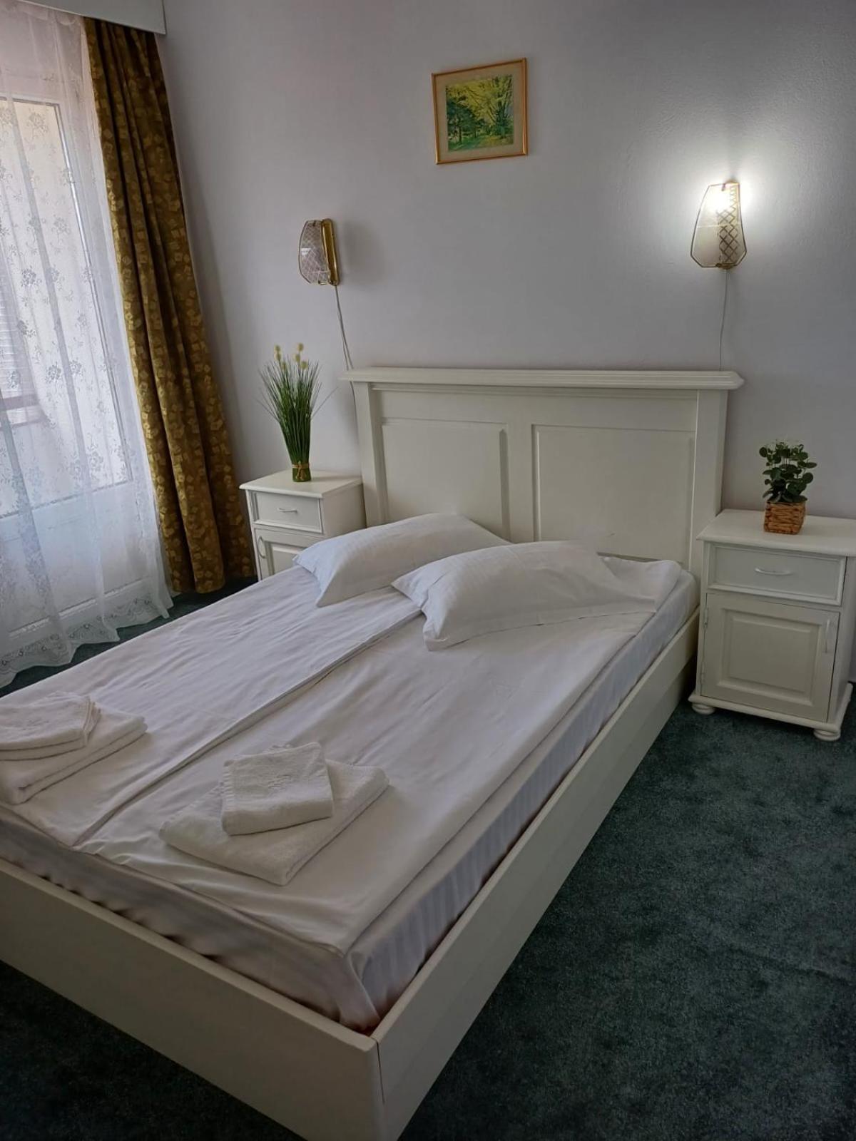 Hotel Hefaistos - Совата Екстер'єр фото